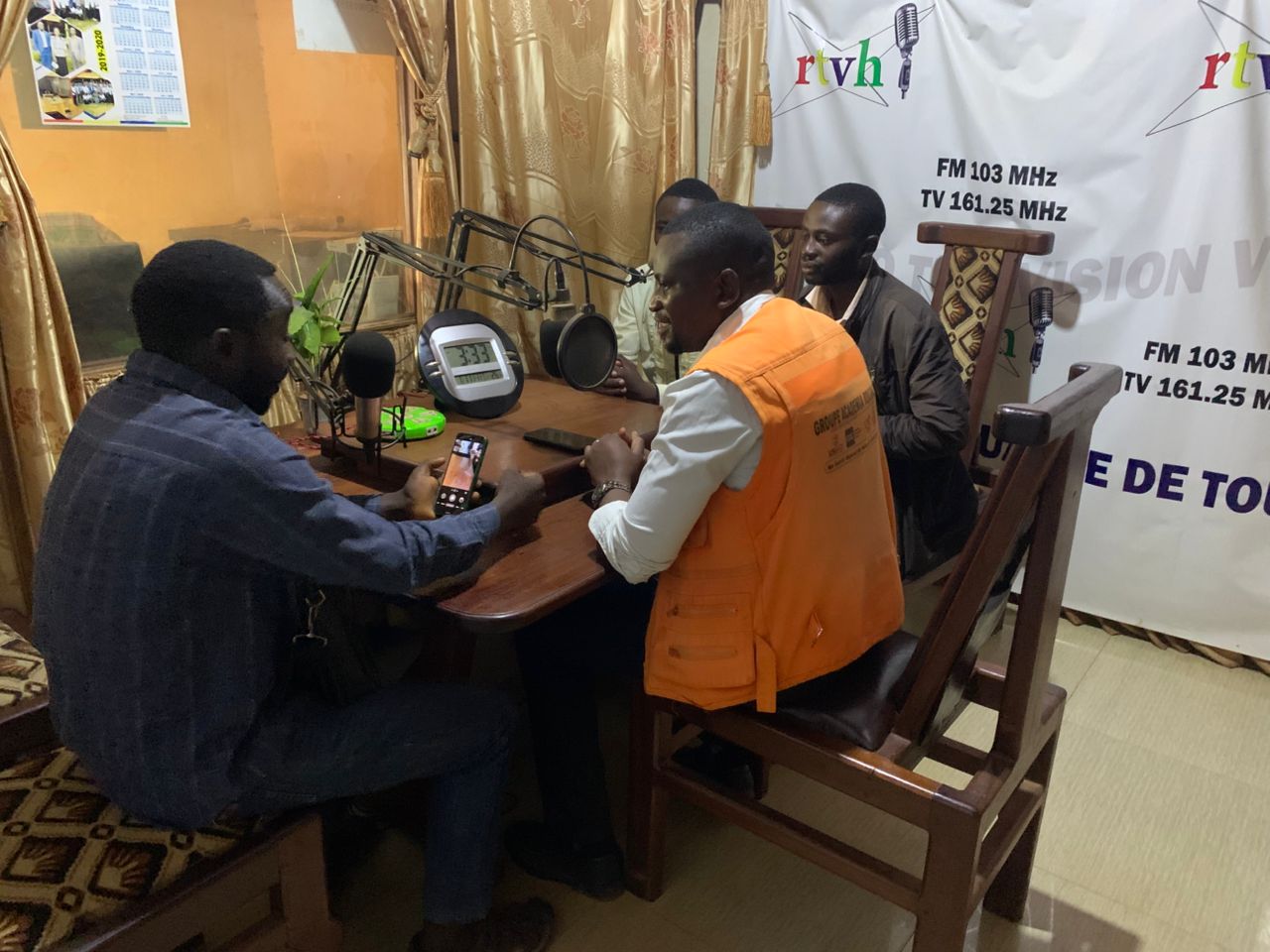 Émission “Jeunes Entrepreneurs” : Quatre voix inspirant...