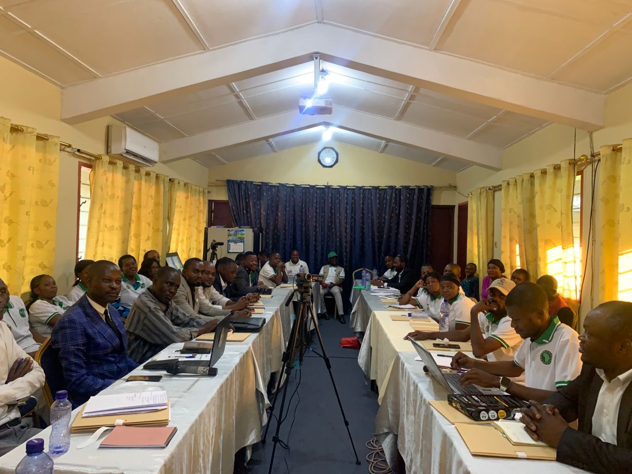 Conférence nationale sur la revalorisation des savoirs trad...